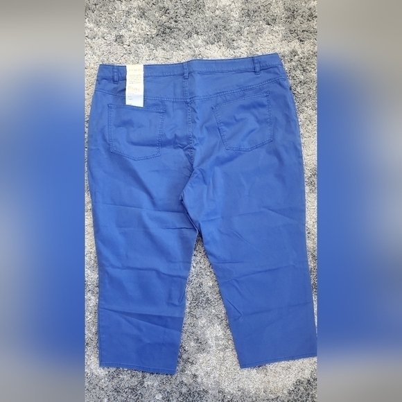 Talbots Heritage Twill women's cropped pants Seasonless Classic Cotton Relaxed - Picture 2 of 11